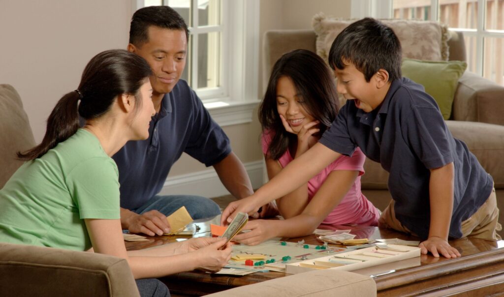  indoor games for family
